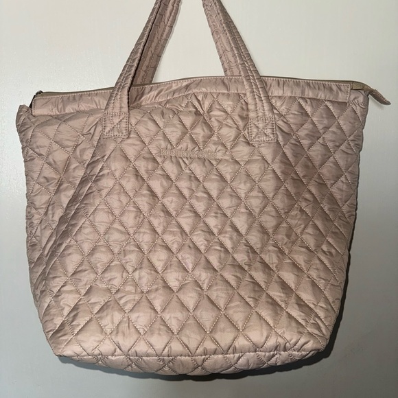 Roberto Coin Cream Quilted Tote Bag - Picture 2 of 12